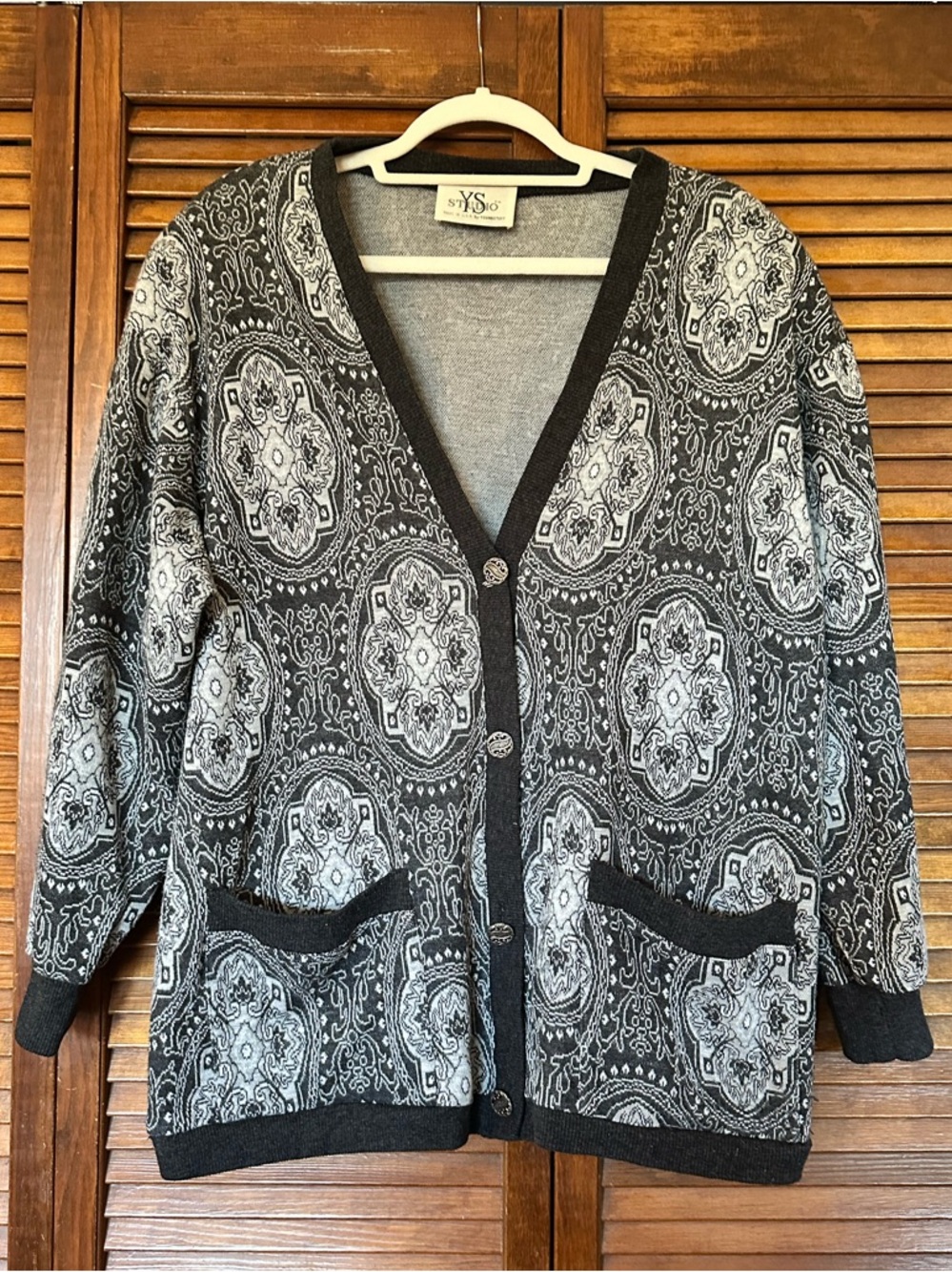 Vintage 1980s YS Studio Gray and white Paisley Cardigan Sweater in size 3X
